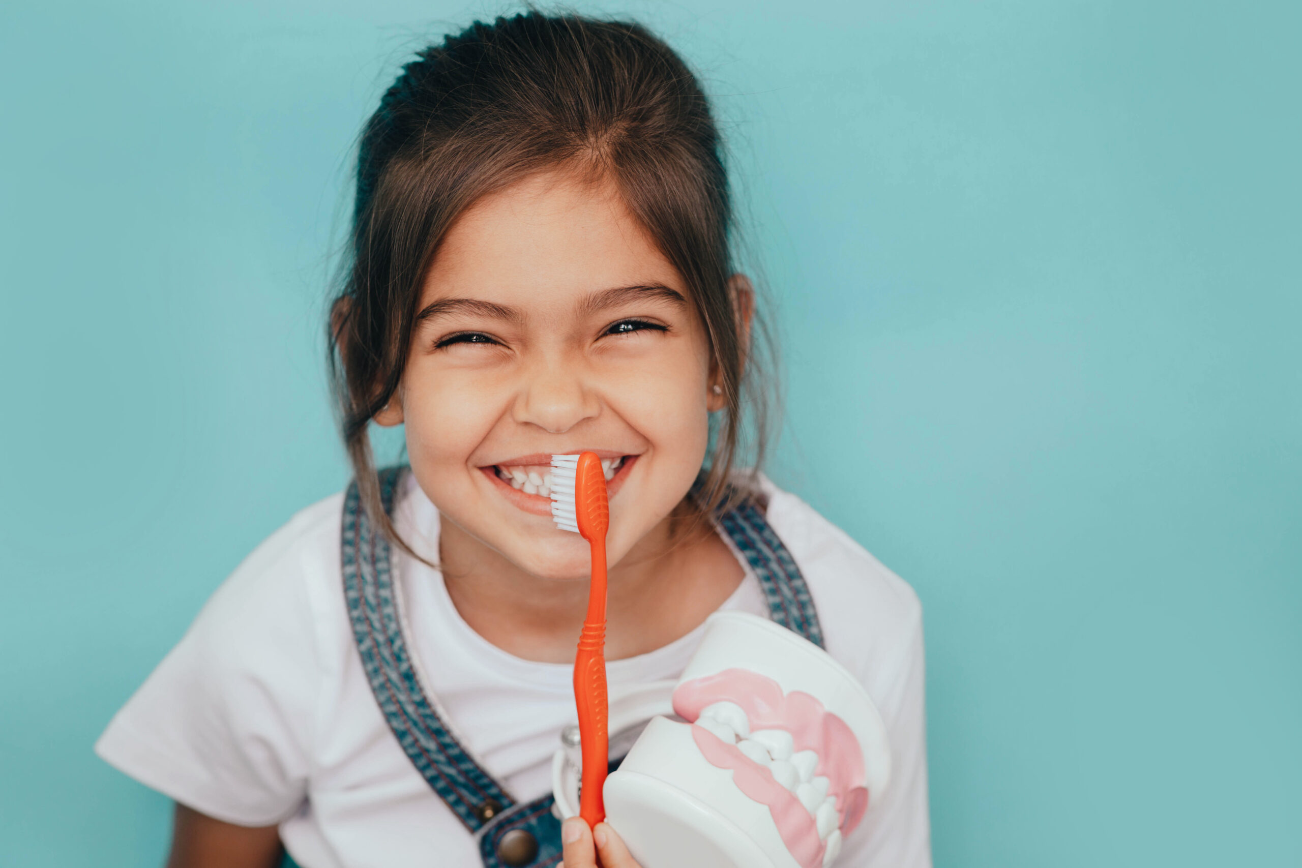 7 dicas para incentivar seu filho a cuidar dos dentes